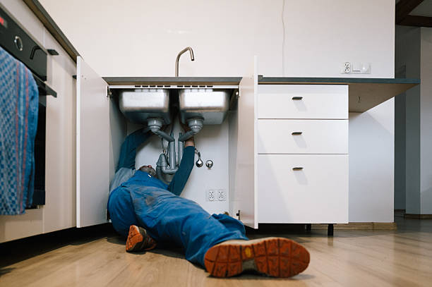 Professional Pipe Repair technician working in Wrigley, KY